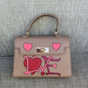 Women’s khaki Top-Handle Bag with Pink Love Artwork